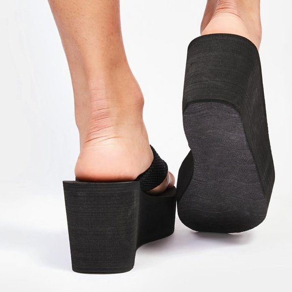 🔥🔥 Rocket Dog Women's Crush Platform Thong Flip Flop Sandals - Picture 4 of 9